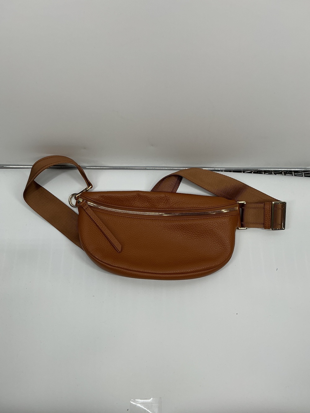 Quinn Sling Bag